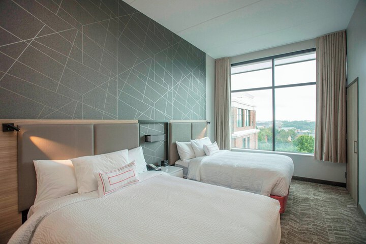 Room 21 of 63