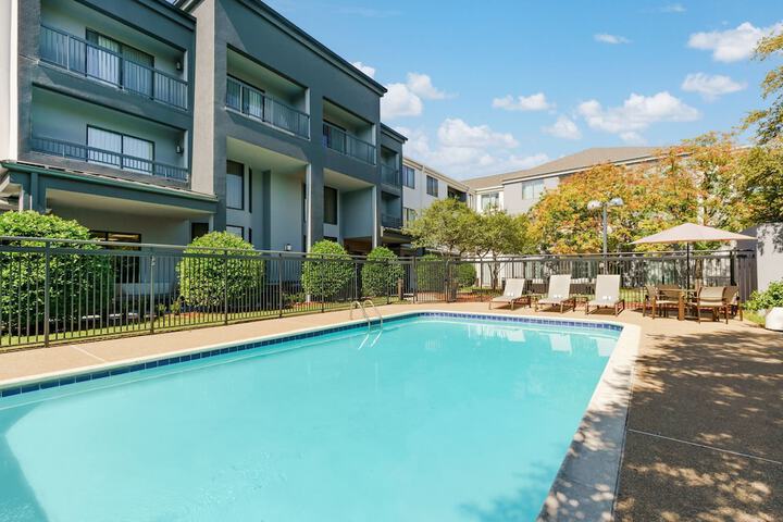 Pool 5 of 44