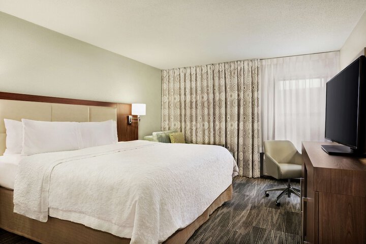Room 15 of 26