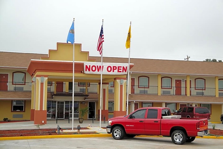 Sands Inn & Suites