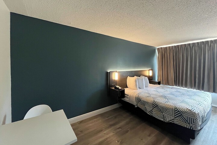 Studio 6 Hammond LA – I12 – I55