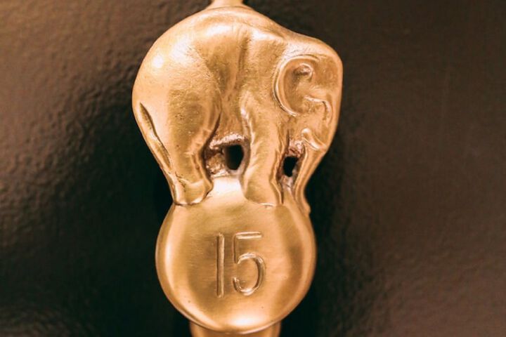Room 49 of 123