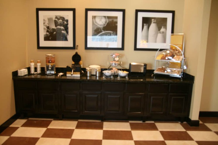 Breakfast/Coffee Service 20 of 22