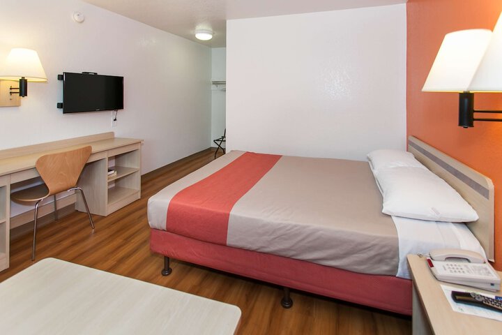 Room 25 of 30