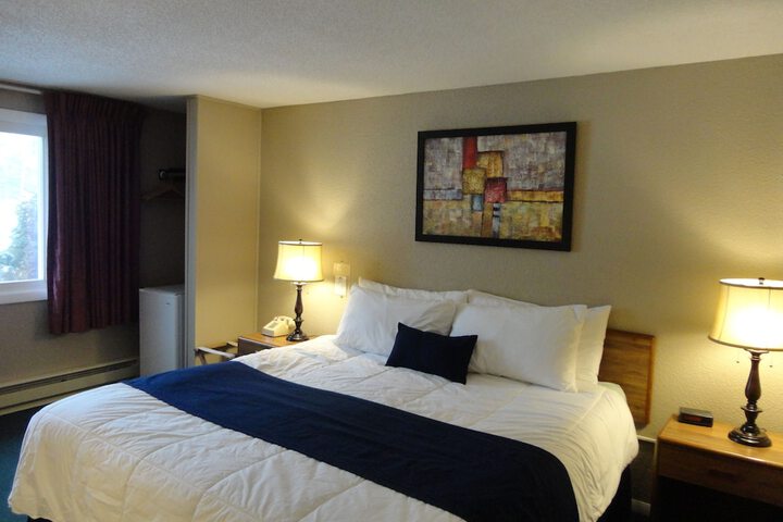 Room 15 of 28
