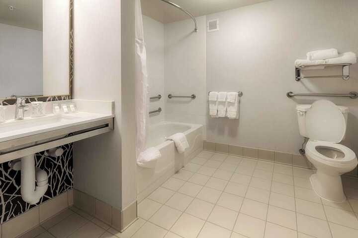 Hilton Garden Inn Cleveland / Twinsburg