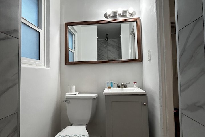 Room 8 of 14