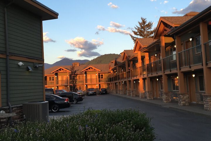 Vedder River Inn
