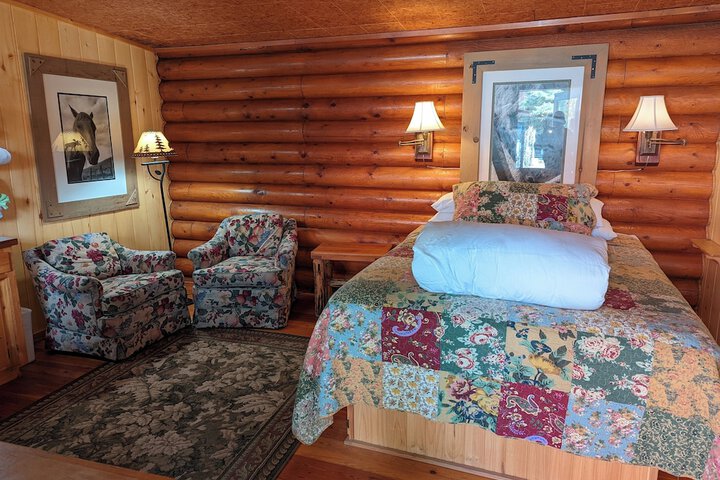 Laughing Horse Lodge