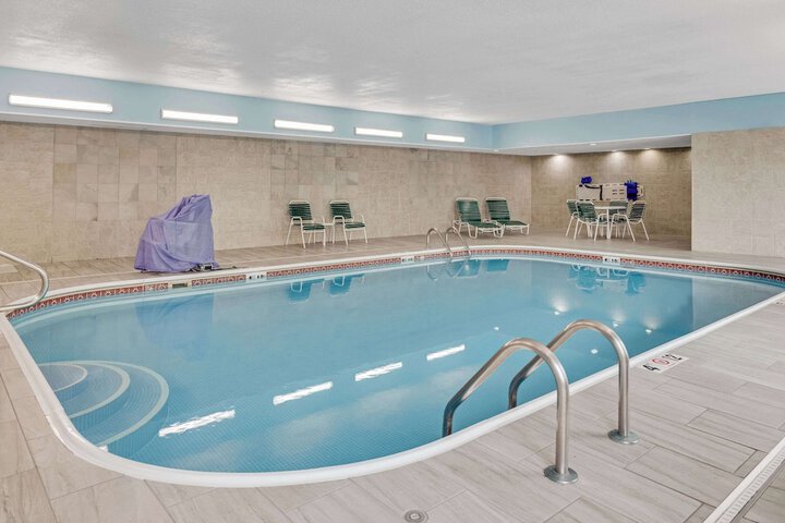 Pool 6 of 86