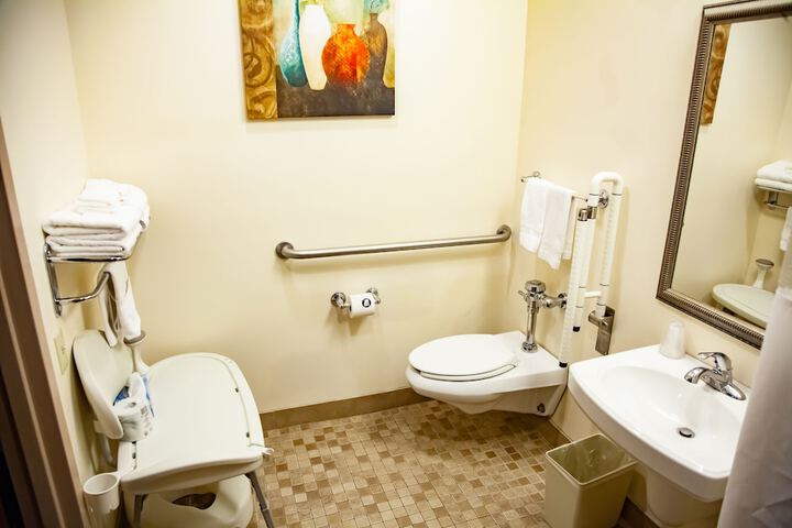 Asbury Inn & Suites