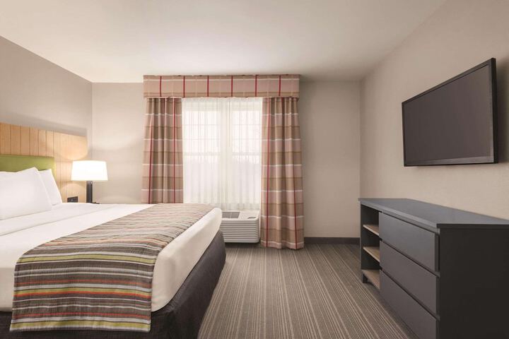 Room 14 of 30