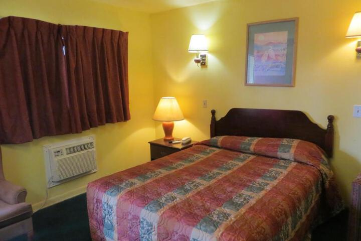 Cottonwood Inn
