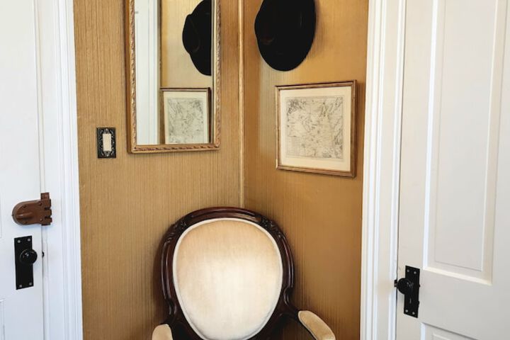 Room 16 of 34