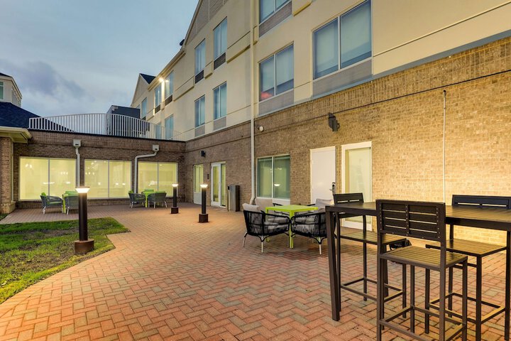 Terrace/Patio 67 of 68