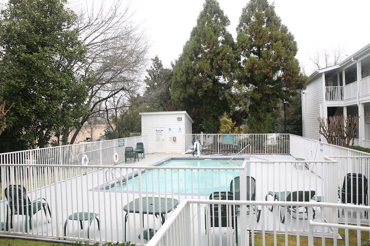 Pool 15 of 69
