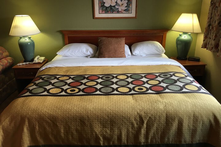 Room 24 of 50