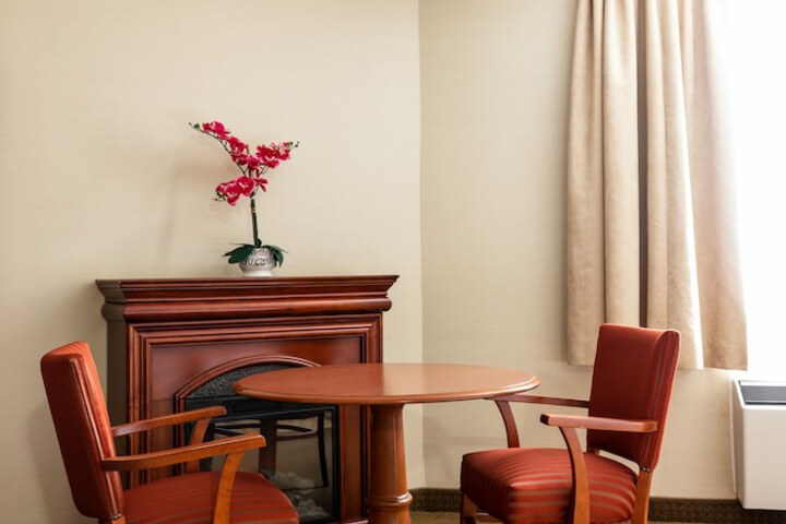 Room 25 of 44