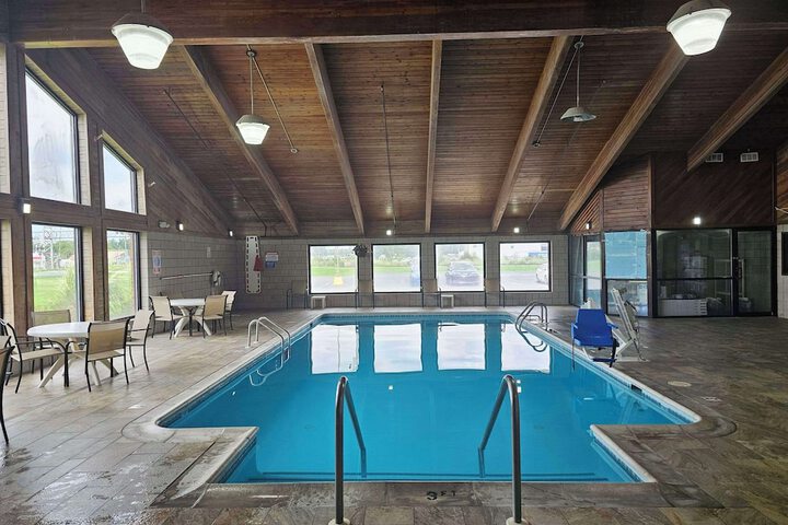 Pool 5 of 34