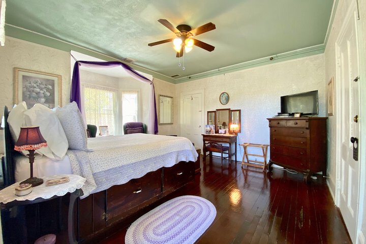 Room 16 of 47