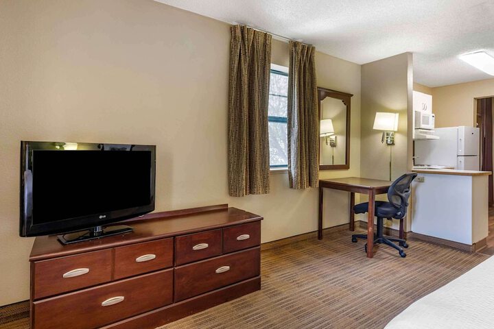 Room 25 of 30
