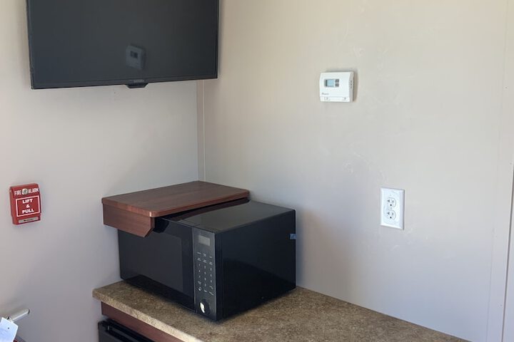 Room 8 of 12
