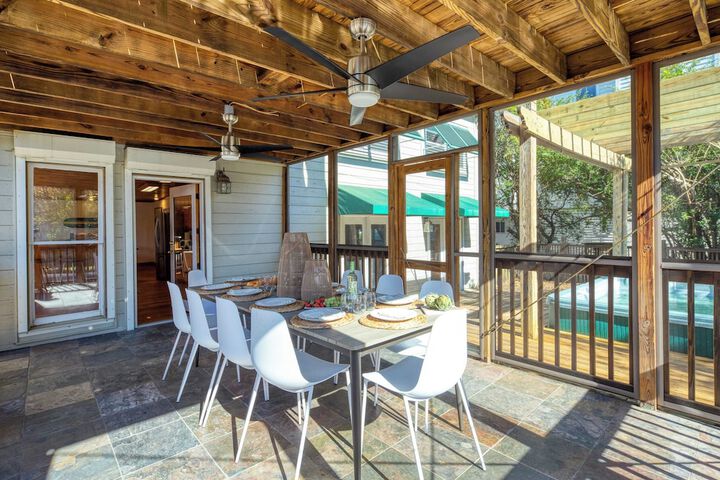 Raven by Avantstay Entertainers Dream w / Pool Hot Tub, Game Room! 9 Brs!
