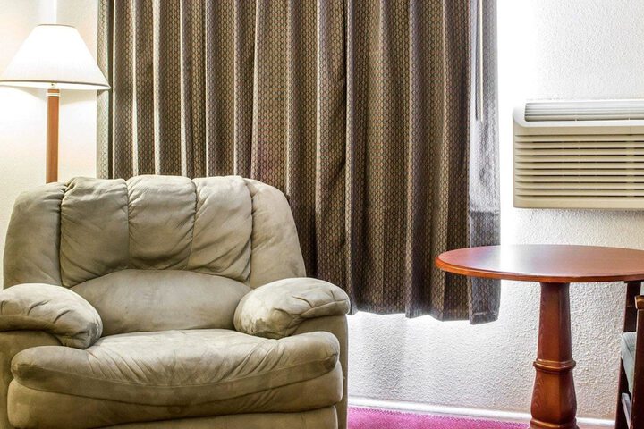 Room 26 of 31