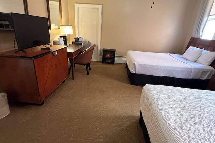 The Gadsden Hotel