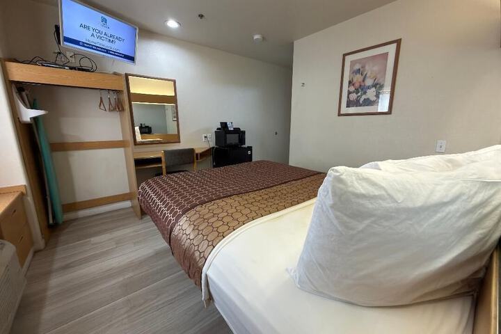 Americas Best Value Inn & Suites Ada
