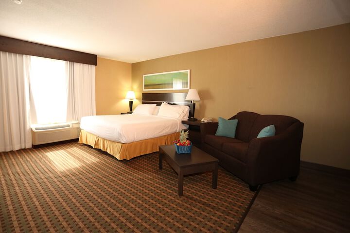 Room 46 of 89