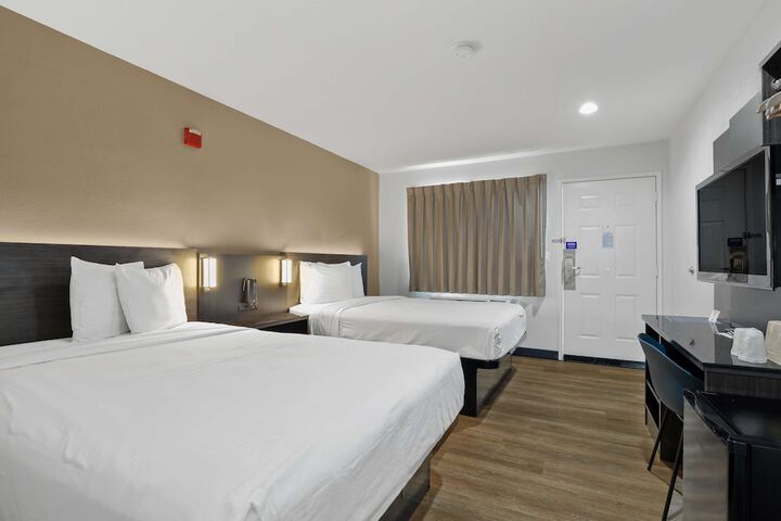 Room 16 of 23