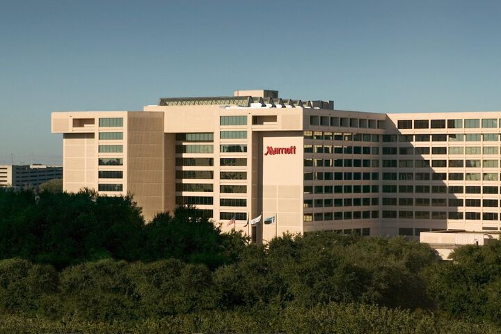 Hotel 2 of 53