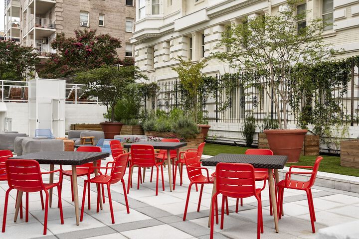 Terrace/Patio 32 of 34