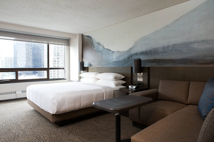 Room 37 of 105