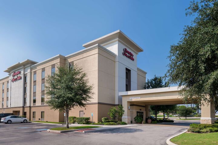 Hotel 3 of 52