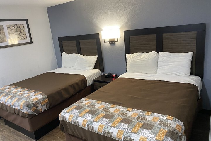 Room 14 of 22