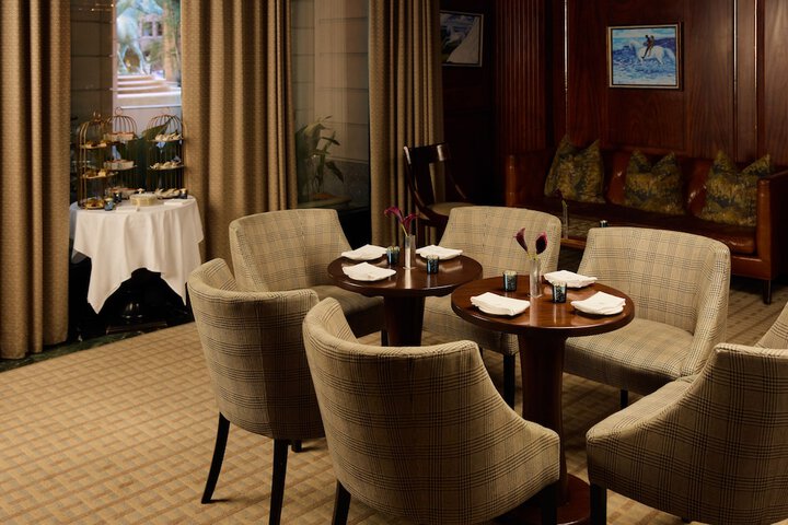 Lounge 118 of 148