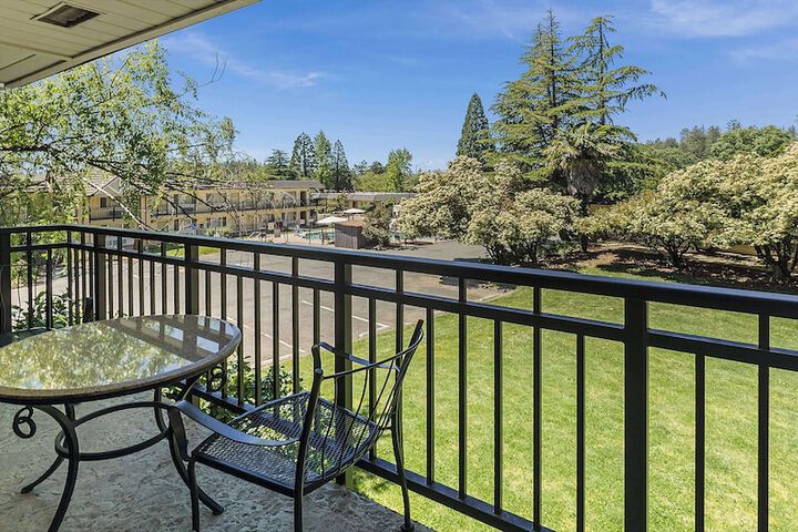 Terrace/Patio 30 of 31