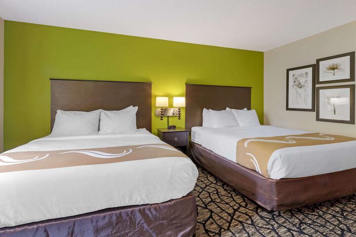 Room 10 of 41