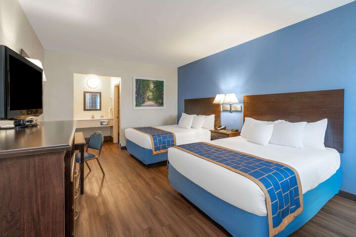 Days Inn by Wyndham Grants