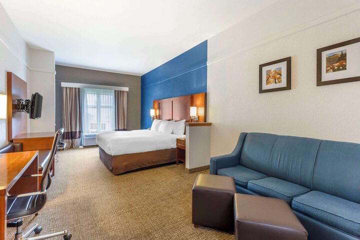 Room 12 of 42