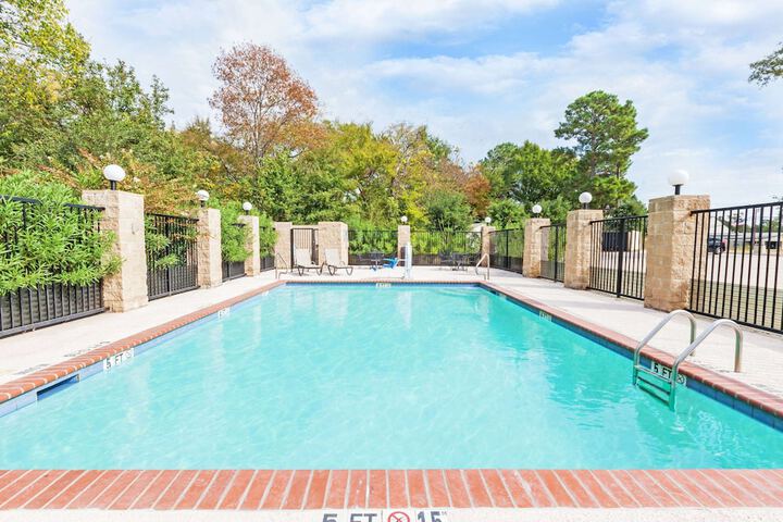 Pool 3 of 24