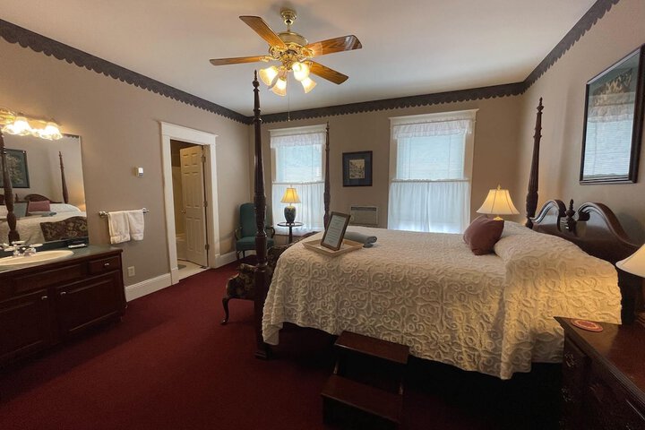 Room 48 of 67