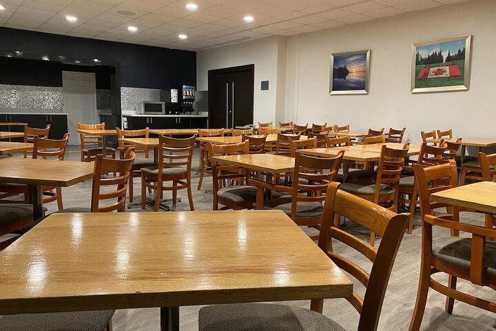 Ramada by Wyndham Belleville Harbourview Conference Centre