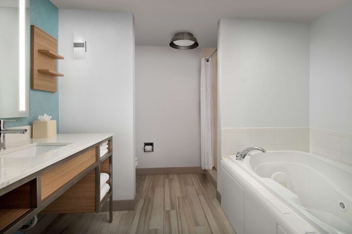Hilton Garden Inn Dallas / Duncanville