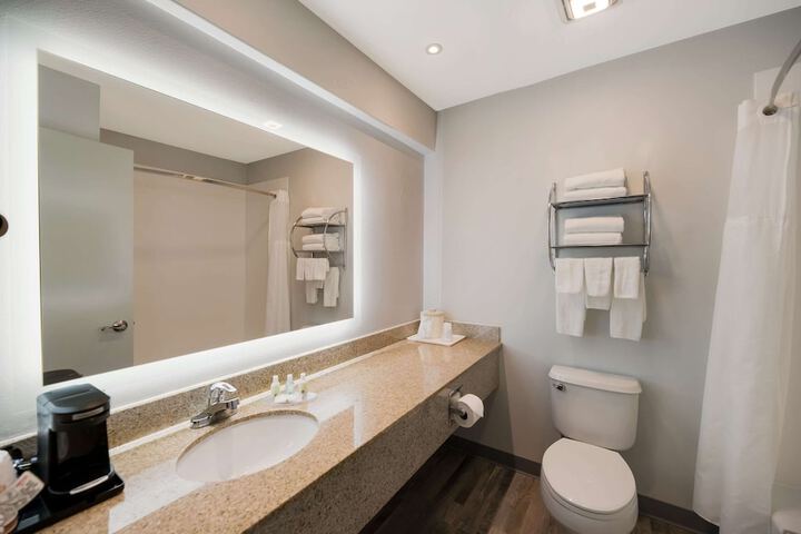 Quality Inn & Suites Artesia