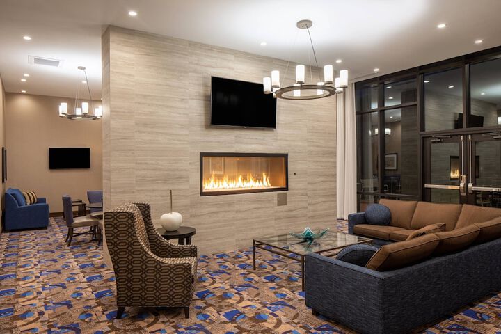 Hotel Interior 11 of 36