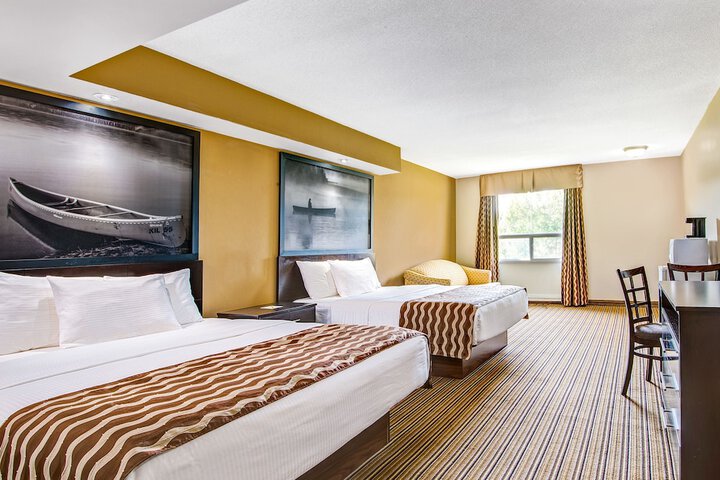 Room 27 of 32