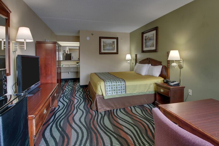 Room 28 of 55